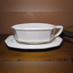 Vintage White Heritage Pfaltzgraff Gravy Boat and Tray